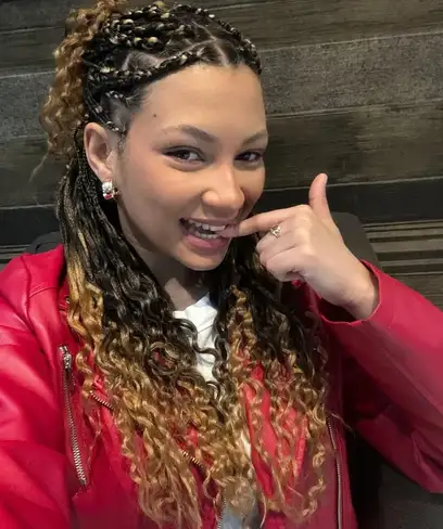 photo by web.facebook.com