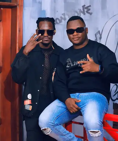 photo by web.facebook.com