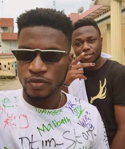 photo by web.facebook.com