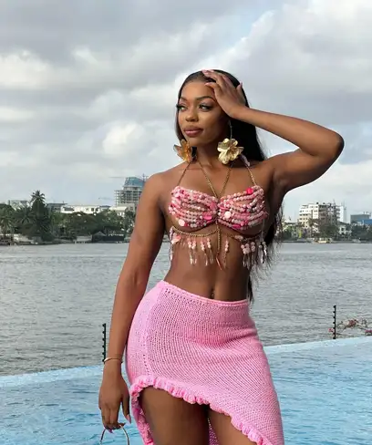 photo by web.facebook.com