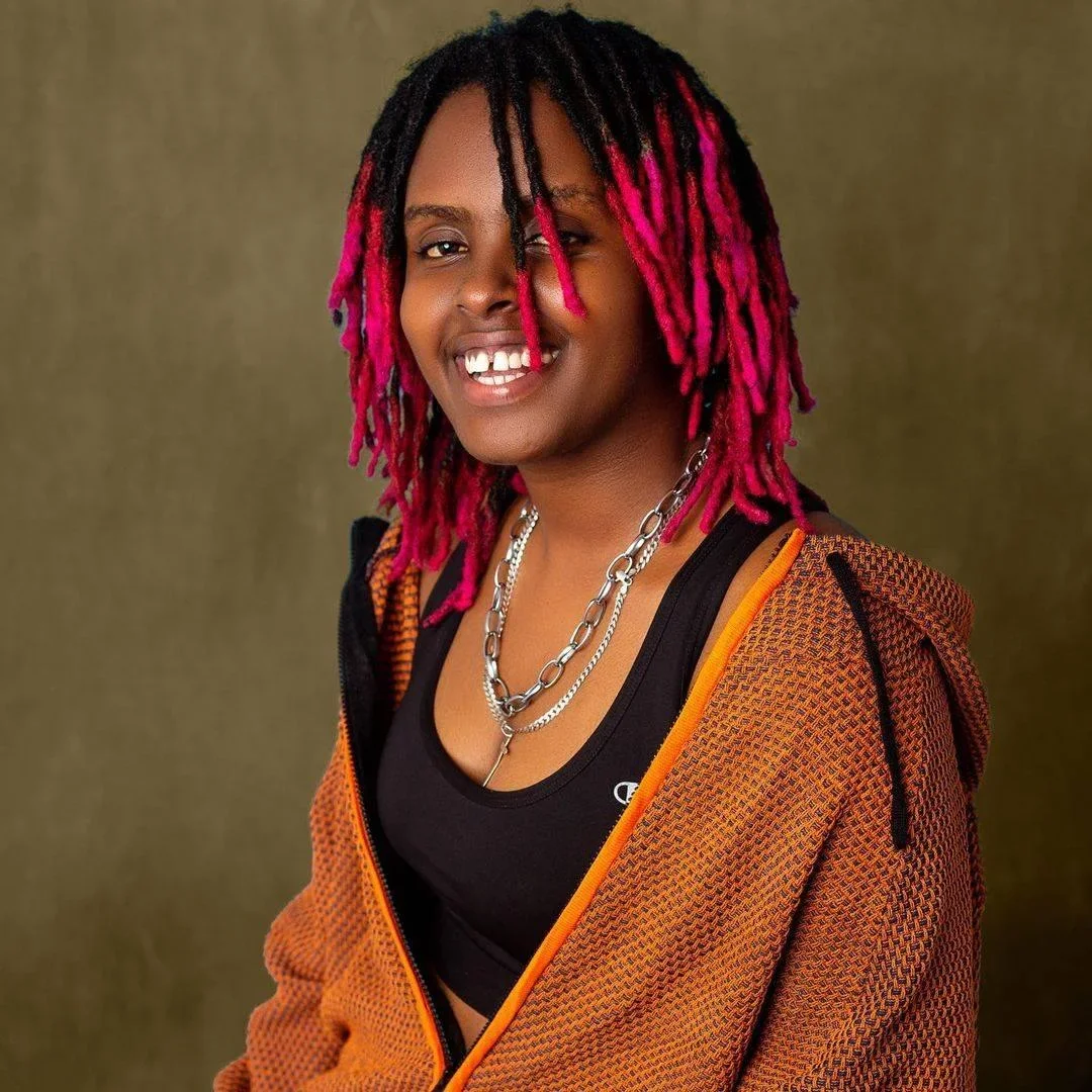 Ariel Wayz image 3