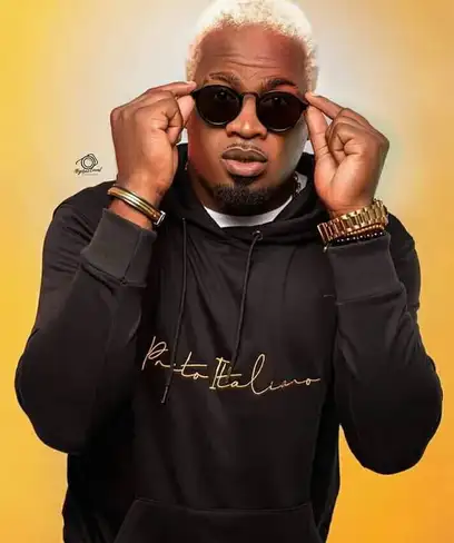 photo by web.facebook.com