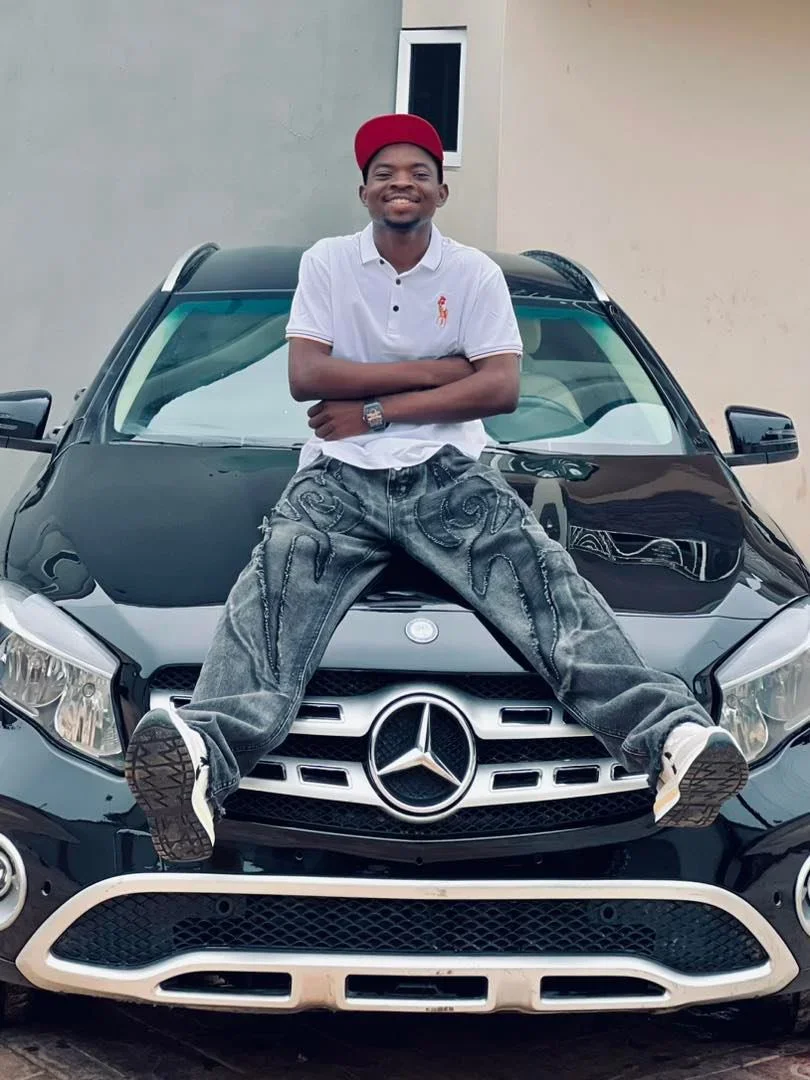 Erekere/Pastor Pikin image 3