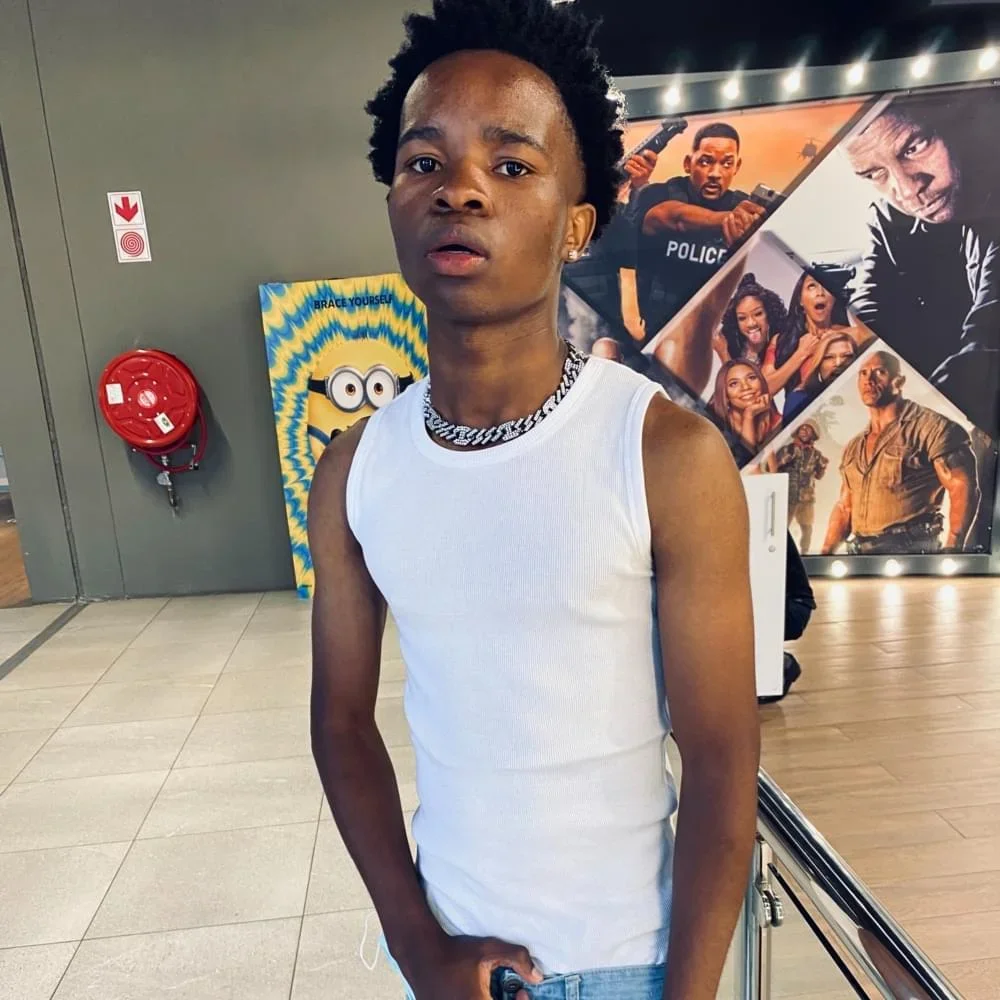 Cloudy Manteen image 4