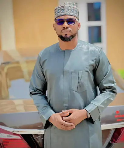 photo by web.facebook.com