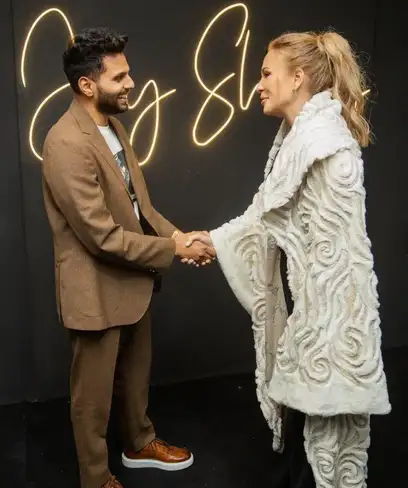 photo by web.facebook.com