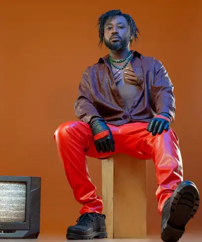 photo by web.facebook.com