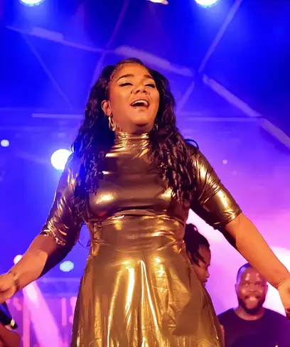 photo by web.facebook.com