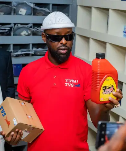 photo by web.facebook.com