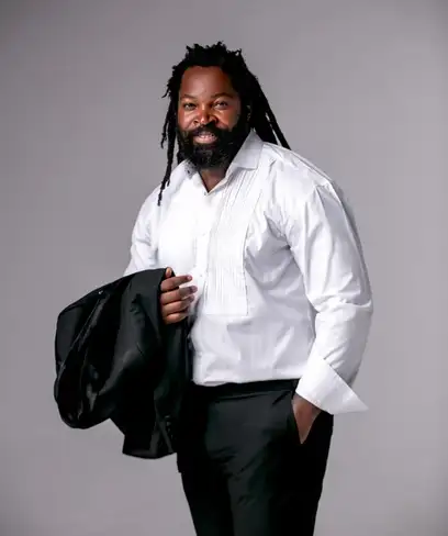 photo by web.facebook.com