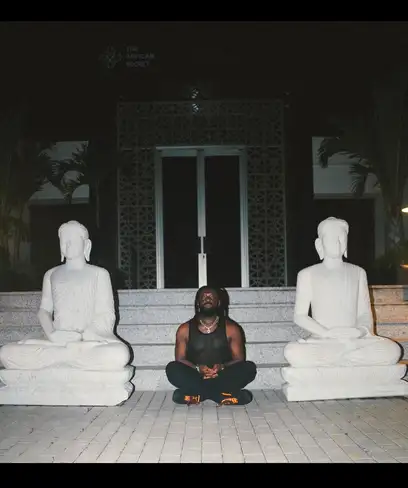 photo by web.facebook.com