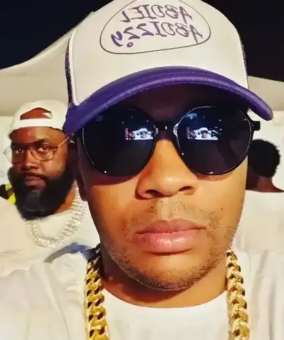 photo by web.facebook.com