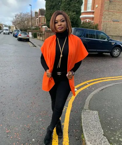 photo by web.facebook.com