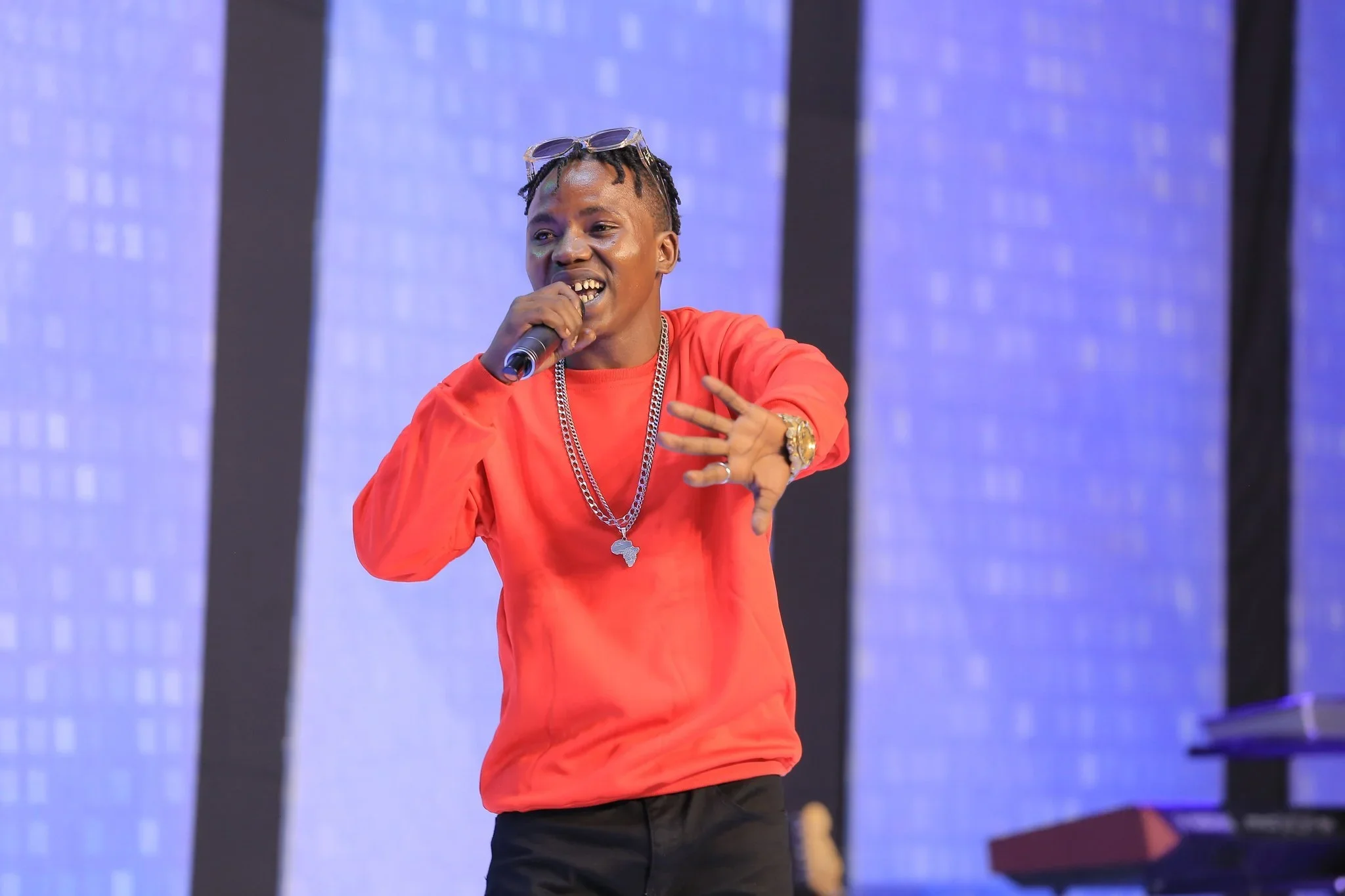 Ronald Alimpa image 4