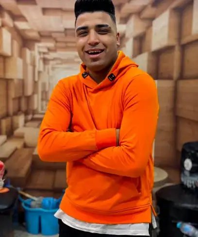 photo by web.facebook.com