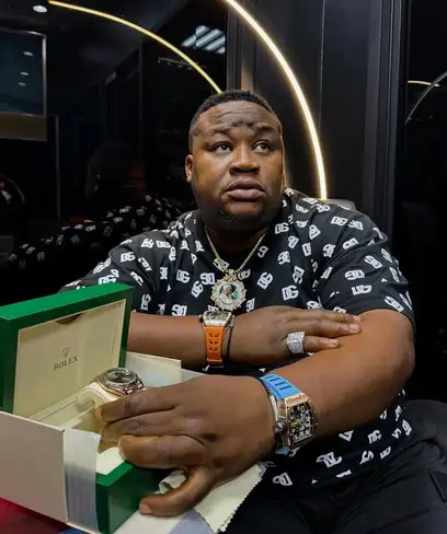 photo by web.facebook.com