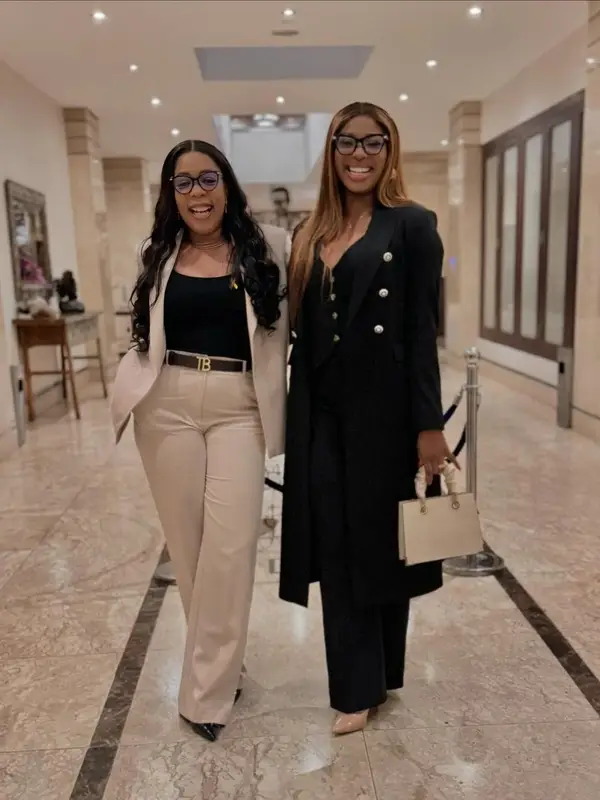 photo by web.facebook.com