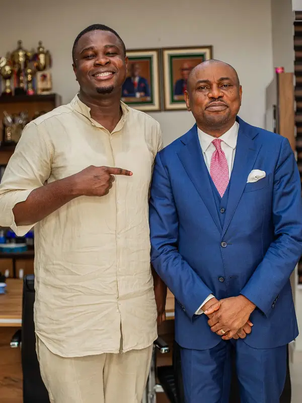 photo by web.facebook.com