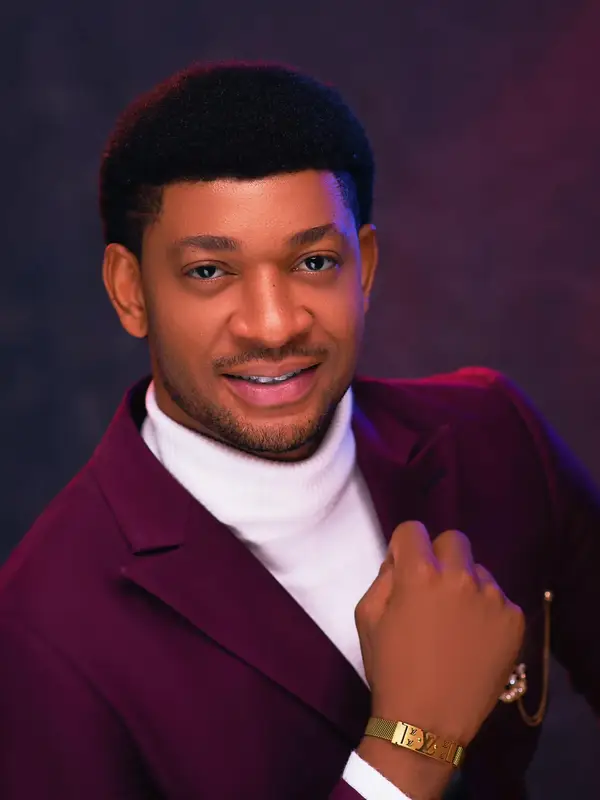 photo by web.facebook.com