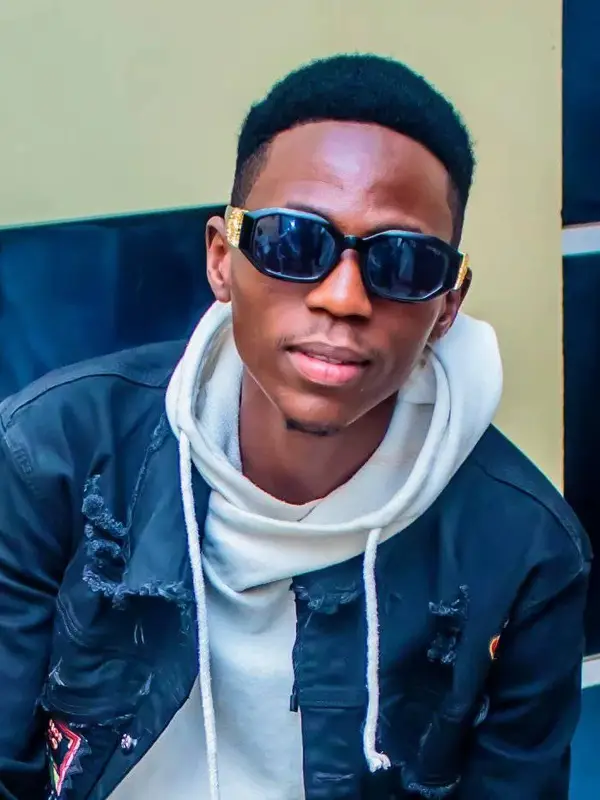 photo by web.facebook.com