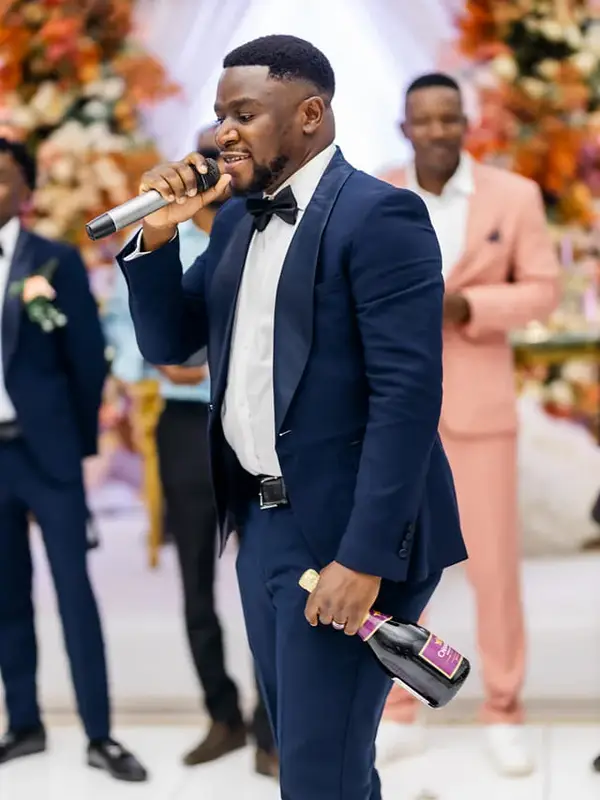 photo by web.facebook.com