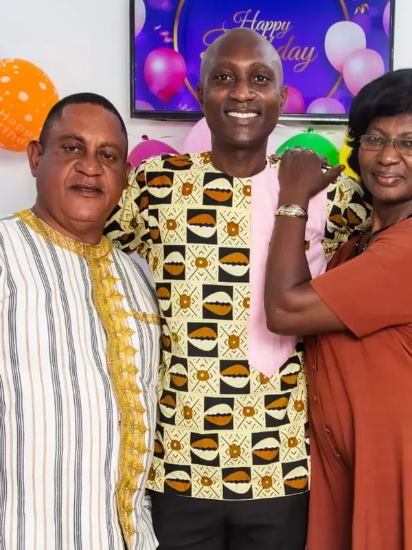 photo by web.facebook.com