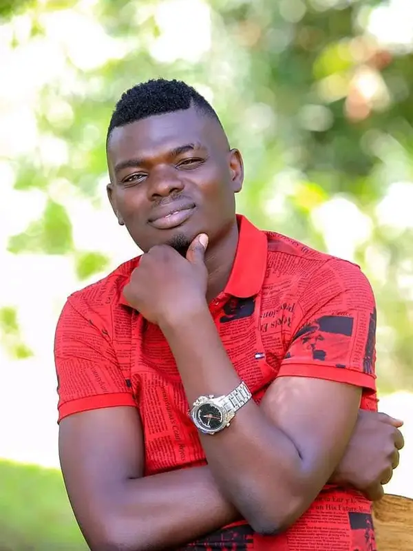 photo by web.facebook.com