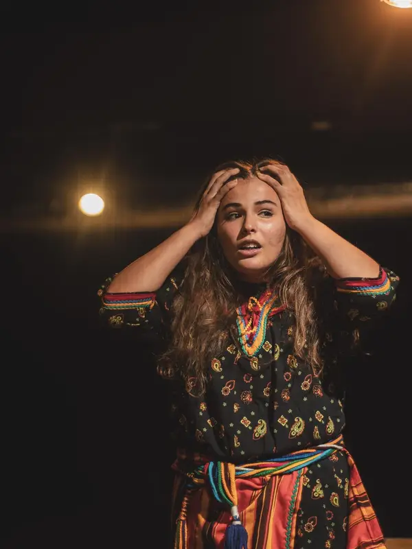 photo by web.facebook.com