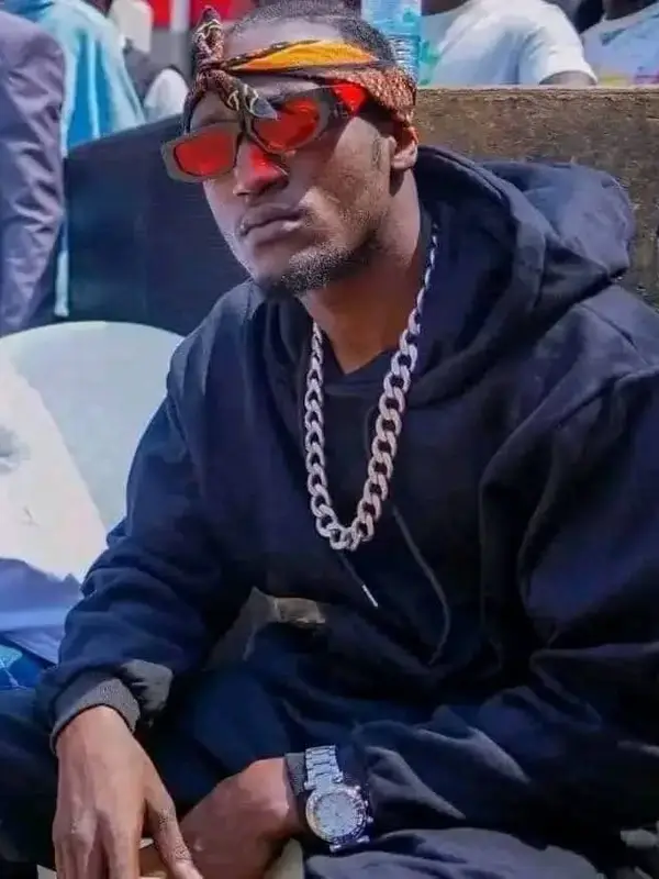 photo by web.facebook.com