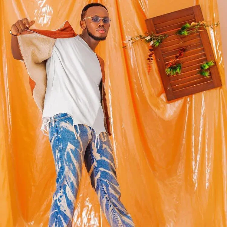 Chriss Eazy image 5