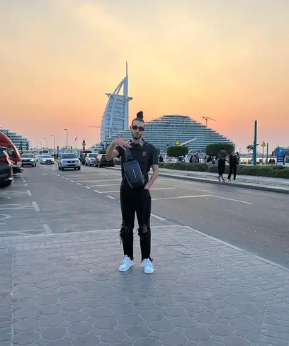 photo by web.facebook.com