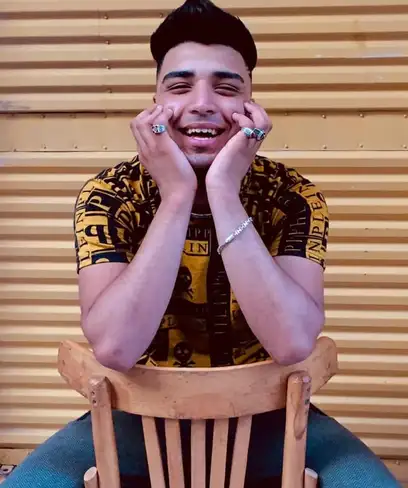 photo by web.facebook.com