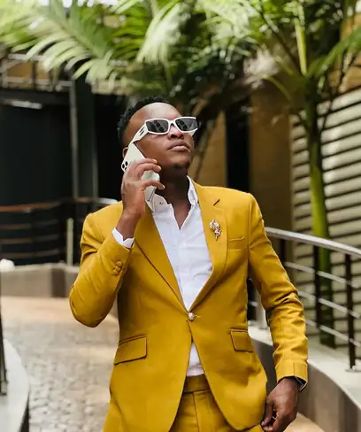 photo by web.facebook.com