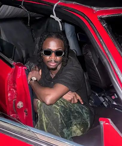 photo by web.facebook.com