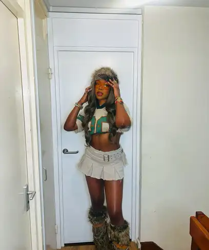 photo by web.facebook.com