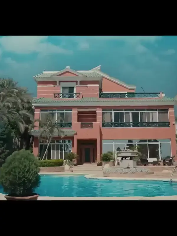 photo by youtube.com