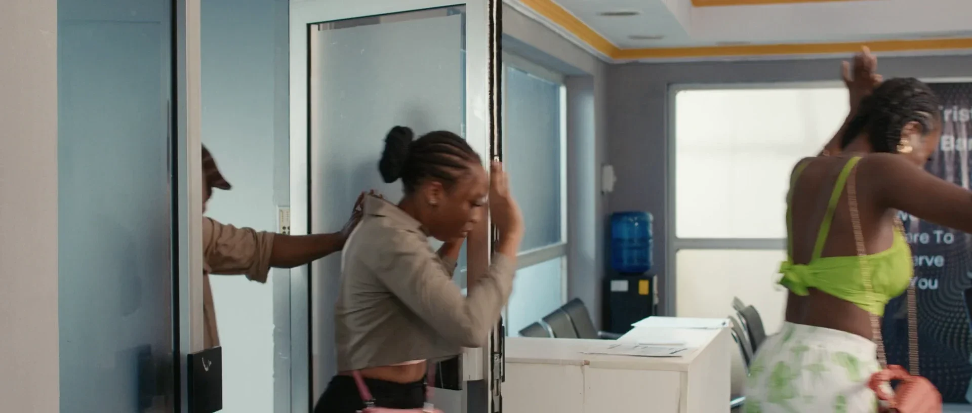 3 Working Days image 11