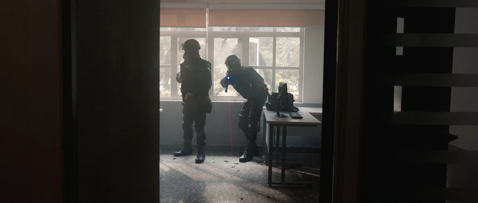 3 Working Days image 16