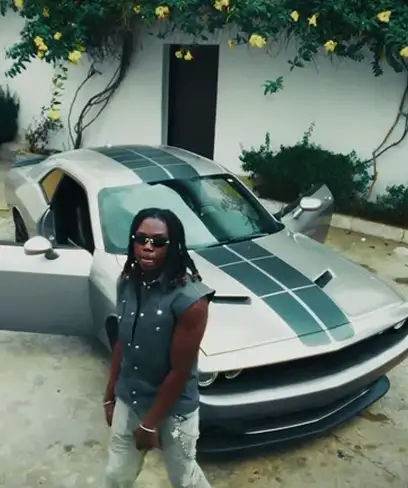 photo by youtube.com