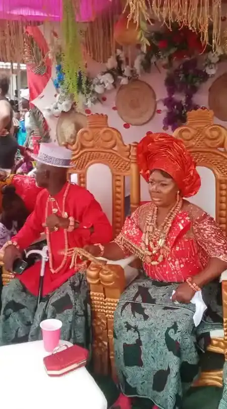 Famous Warri musician finally marries three wives same day (PHOTOS)