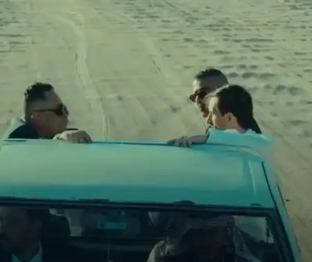 Massar Egbari Teases For Music Video ‘Maba’etsh Akhaf’