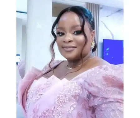 Aunt Joyie: Home décor specialist with Midas Touch