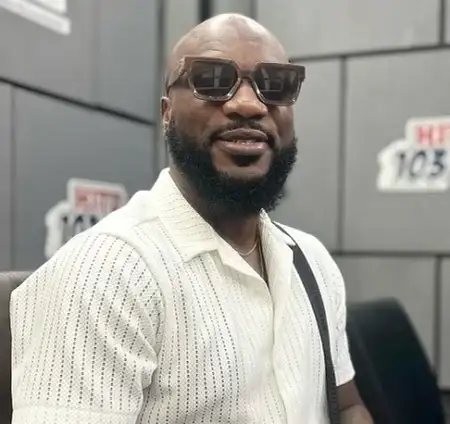 There is no record label in Ghana – Kwabena Kwabena