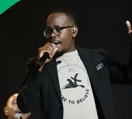 Khaya Mthethwa Introduces the ‘Livela Kuwe’ Dance Challenge, Mzansi Unimpressed: “Bro Can’t Dance”