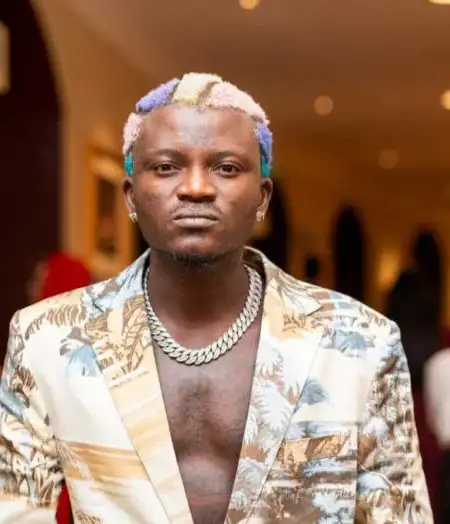 ‘Wanted’ musician ‘Portable’ surrenders self to police in Ogun