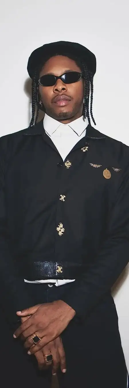 Runtown excites fans as he announces new single