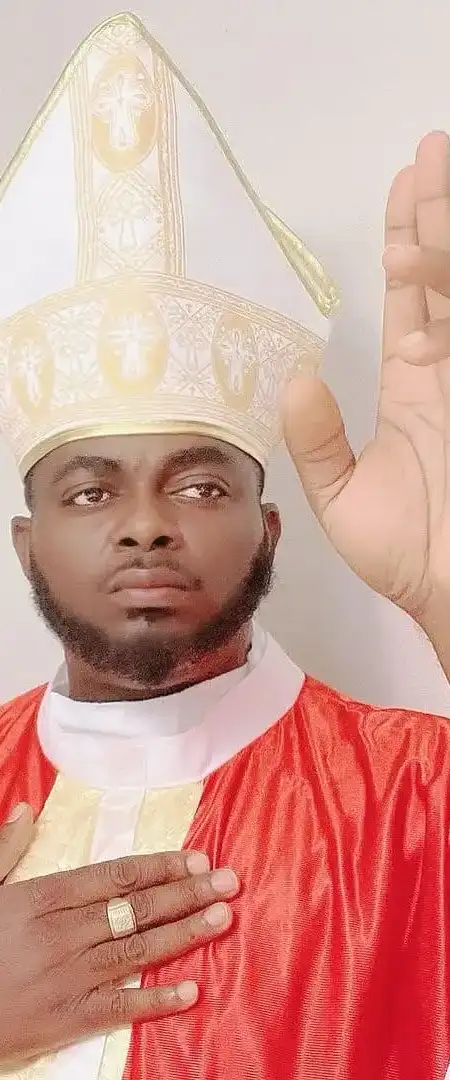 Kelly Hansome claims former record label offered him N450k for N6m worth show, throws allegation at D’banj