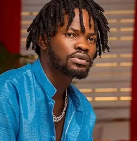 Fameye extends apologies to Ghanaian DJs after London Show incident
