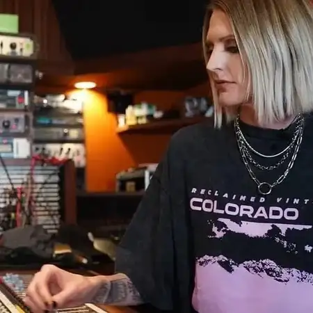 Breaking barriers: Esjay Jones and the rise of women in music production