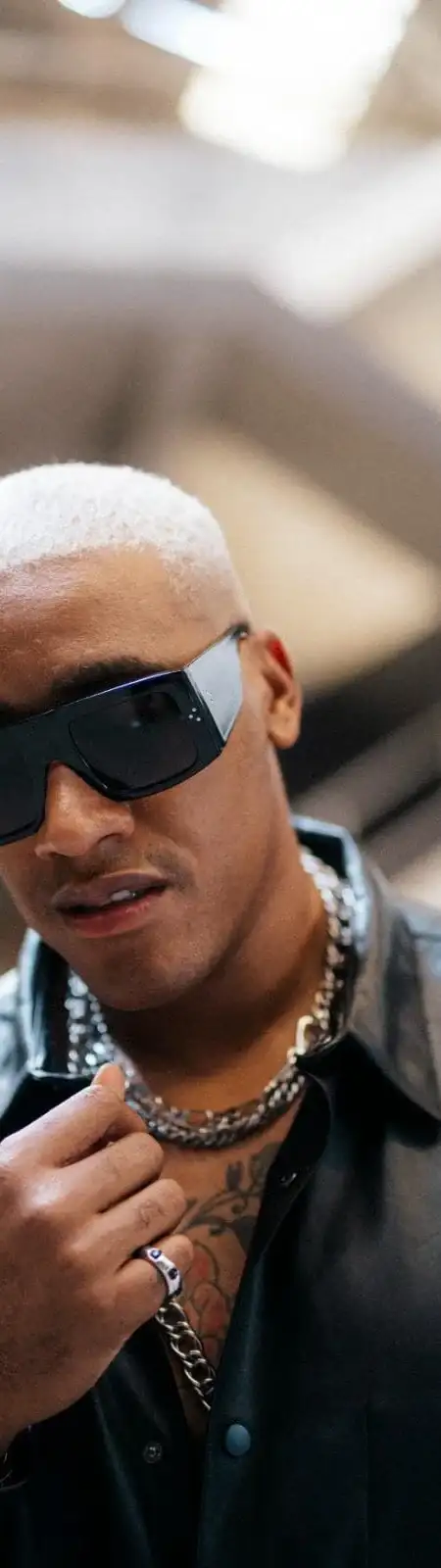 Anselmo Ralph explains that “Love Again” reflects the way people experience love today